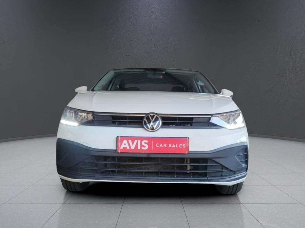 Volkswagen Polo Sedan 1.6 Base
