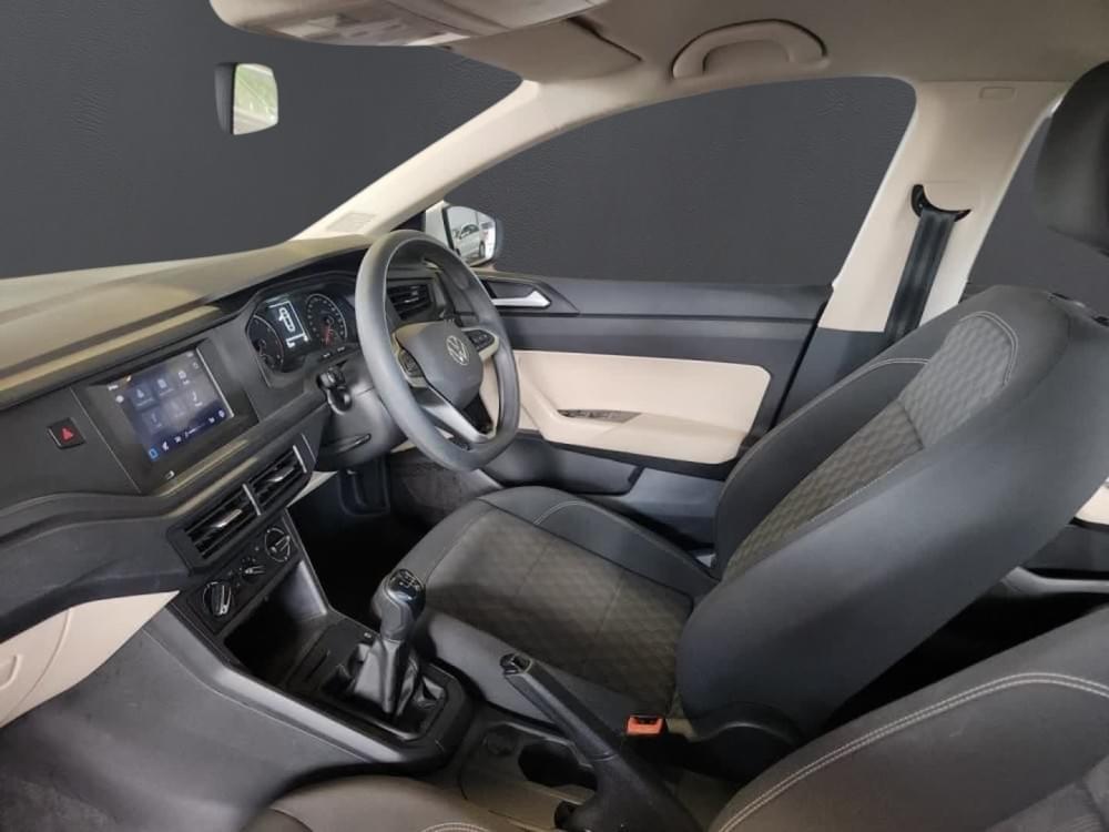 Volkswagen Polo Sedan 1.6 Base