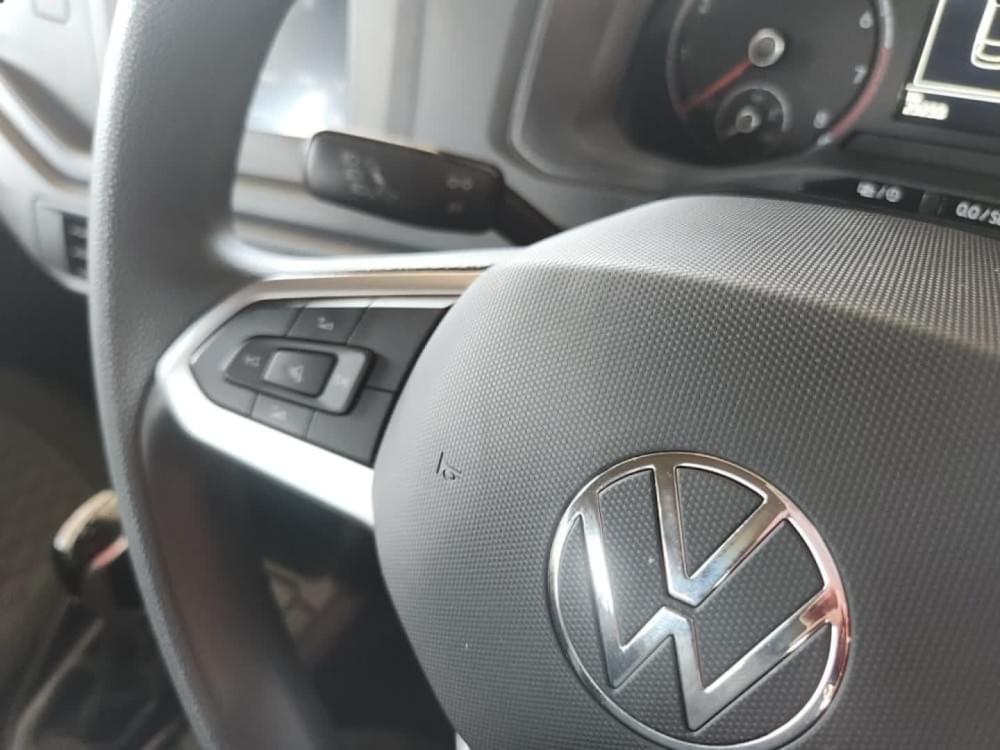 Volkswagen Polo Sedan 1.6 Base