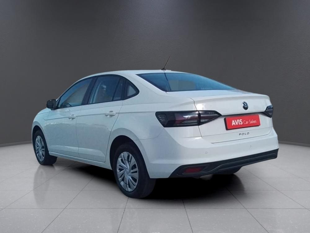 Volkswagen Polo Sedan 1.6 Base