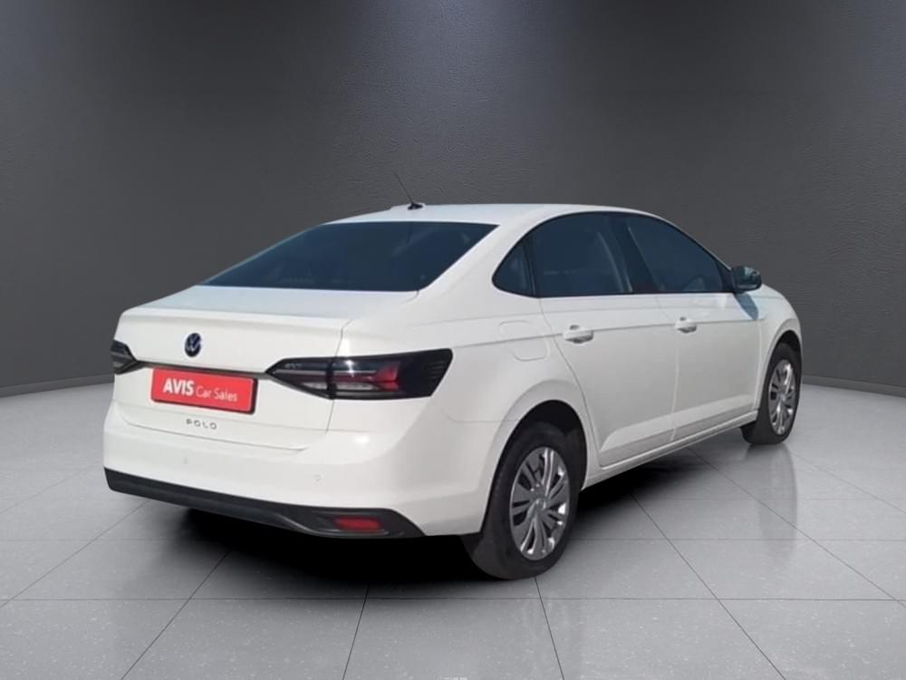 Volkswagen Polo Sedan 1.6 Base