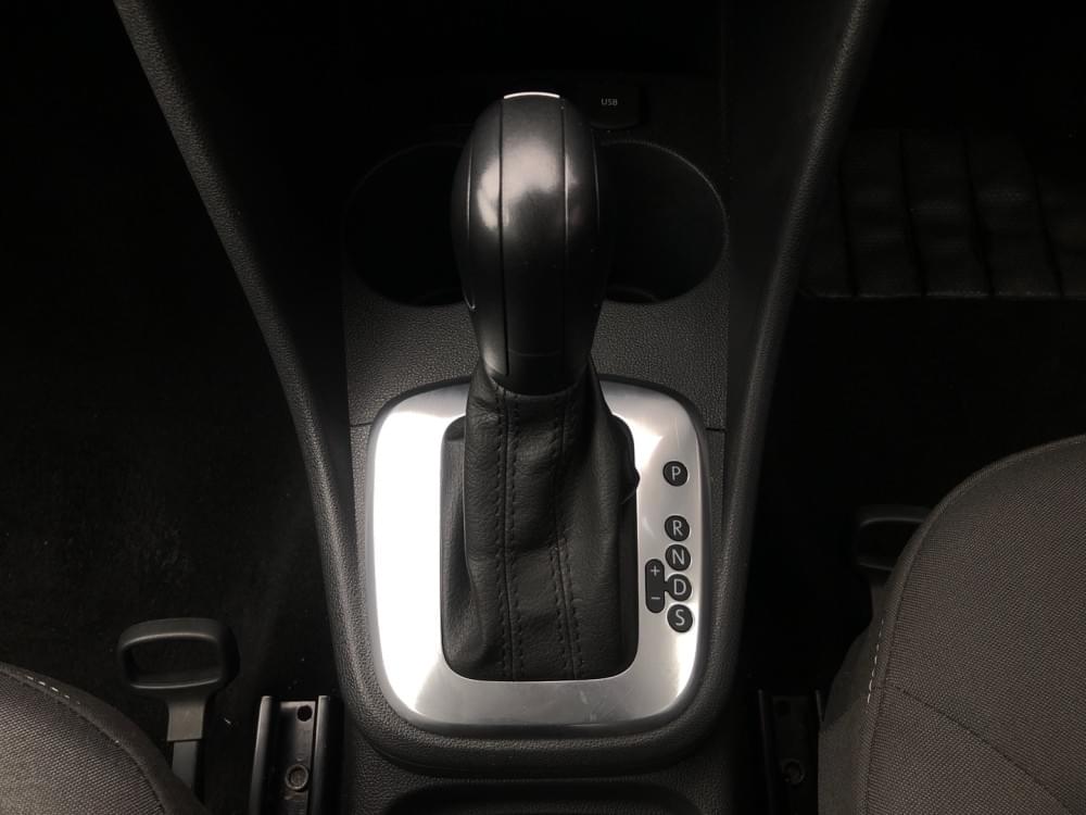Volkswagen Polo Vivo Hatch 1.6 Life Tipt