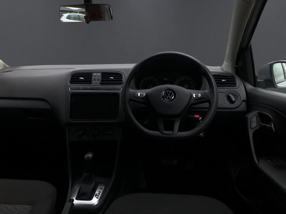 Volkswagen N/A 1.6 Life Tipt