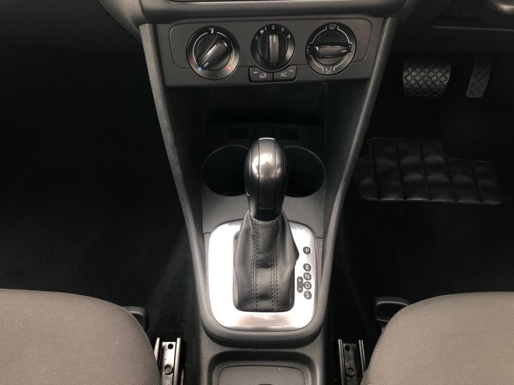 Volkswagen Polo Vivo Hatch 1.6 Comfortline Tiptronic