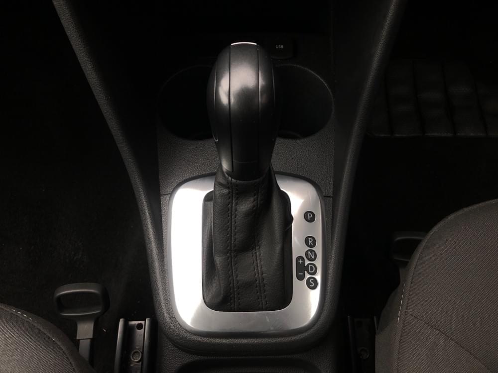 Volkswagen Polo Vivo Hatch 1.6 Life Tipt