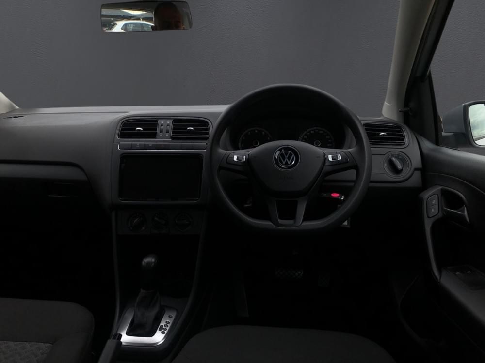 Volkswagen Polo Vivo Hatch 1.6 Life Tipt