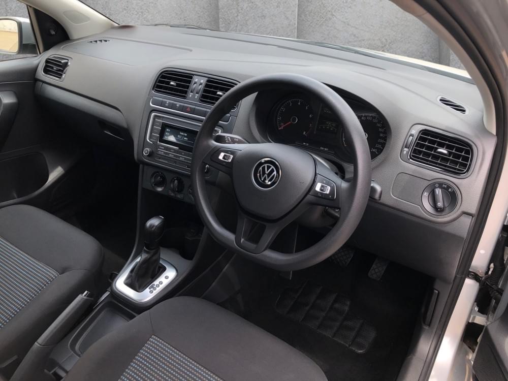 Volkswagen Polo Vivo Hatch 1.6 Comfortline Tiptronic