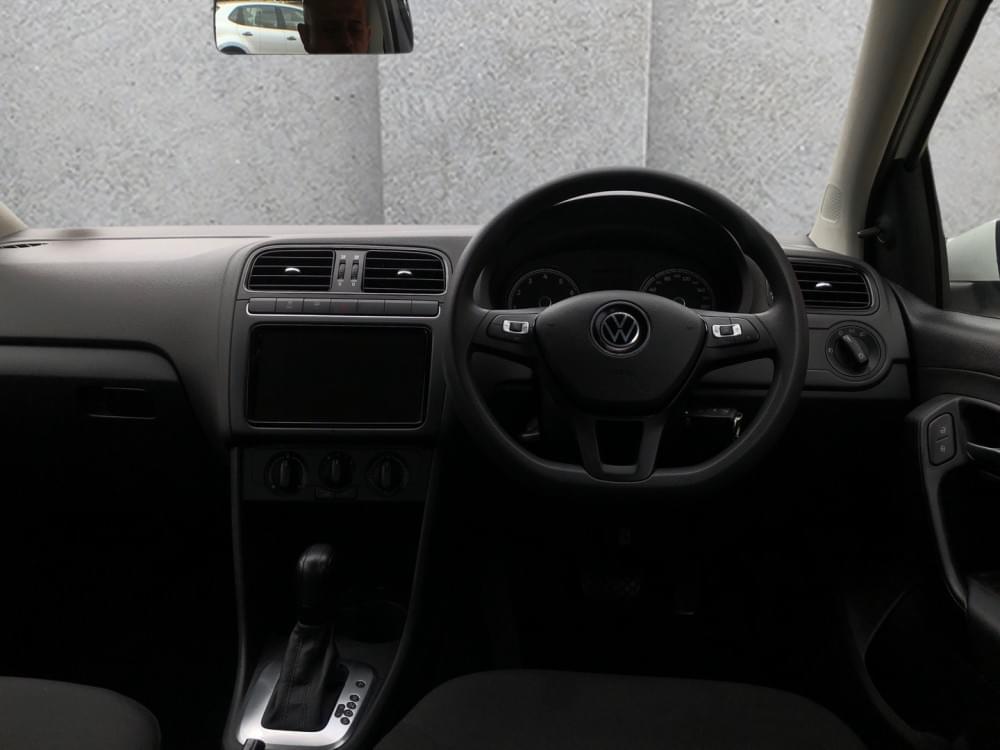 Volkswagen Polo Vivo Hatch 1.6 Life Tipt