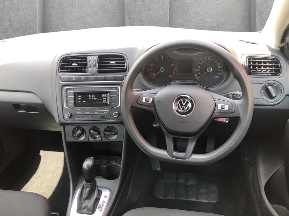 Volkswagen Polo Vivo Hatch 1.6 Comfortline Tiptronic