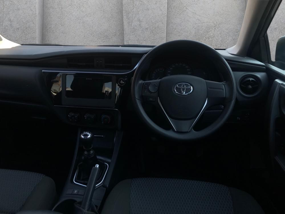 Toyota Corolla Quest 1.8 Plus
