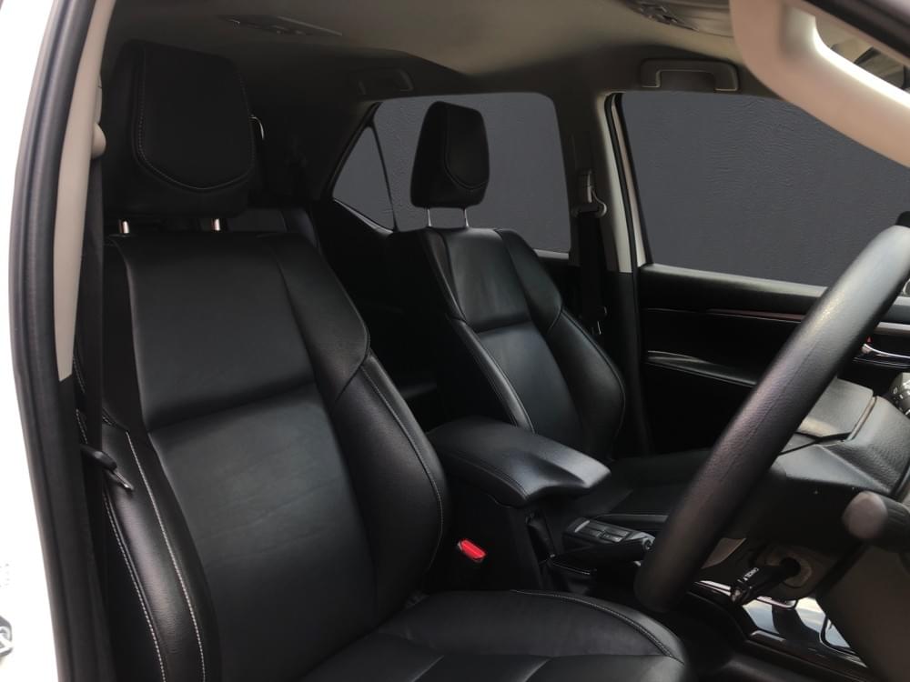 Toyota Fortuner 2.4 Gd-6 Rb 6At