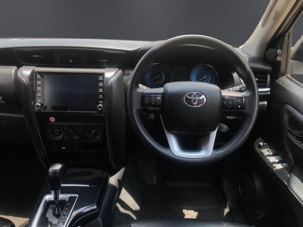 Toyota Fortuner 2.4 Gd-6 Rb 6At
