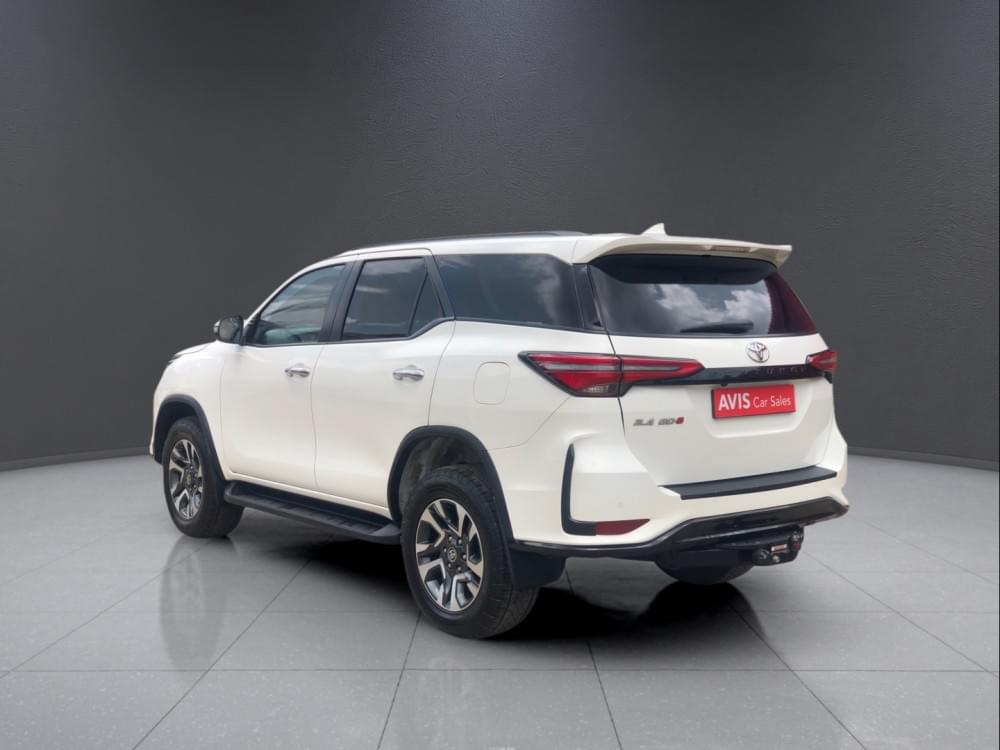 Toyota Fortuner 2.4 Gd-6 Rb 6At
