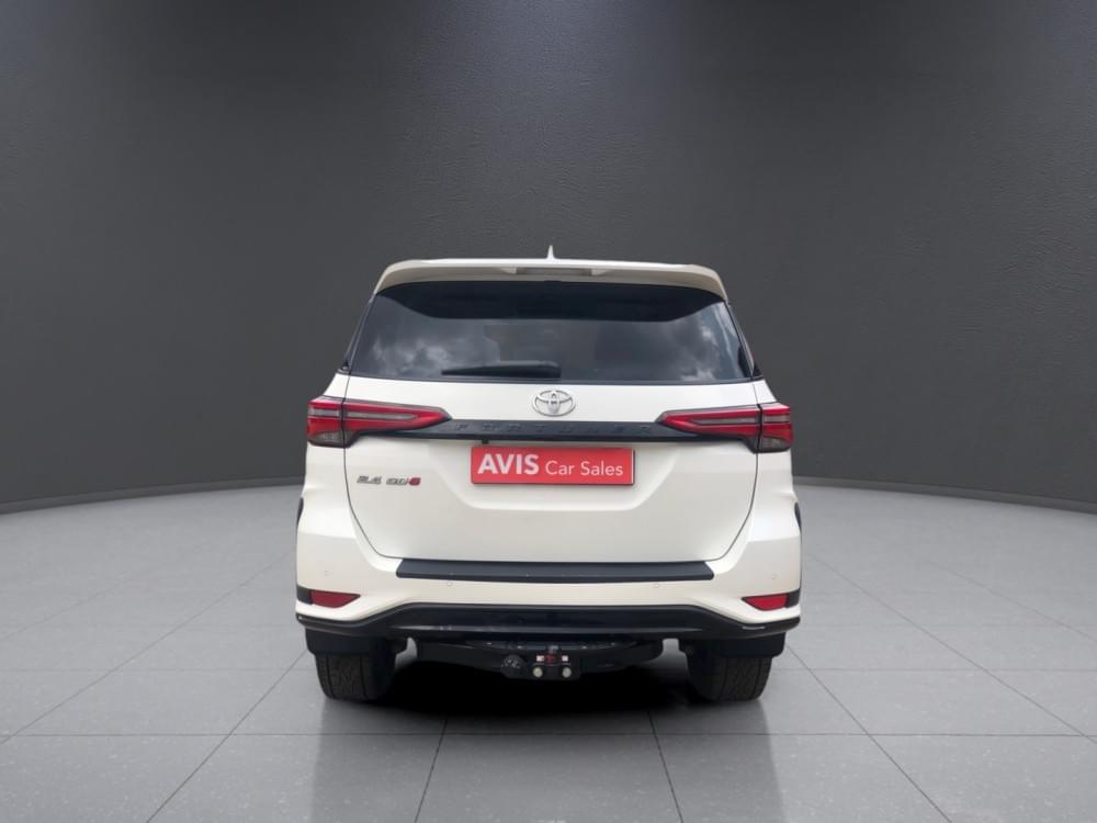 Toyota Fortuner 2.4 Gd-6 Rb 6At