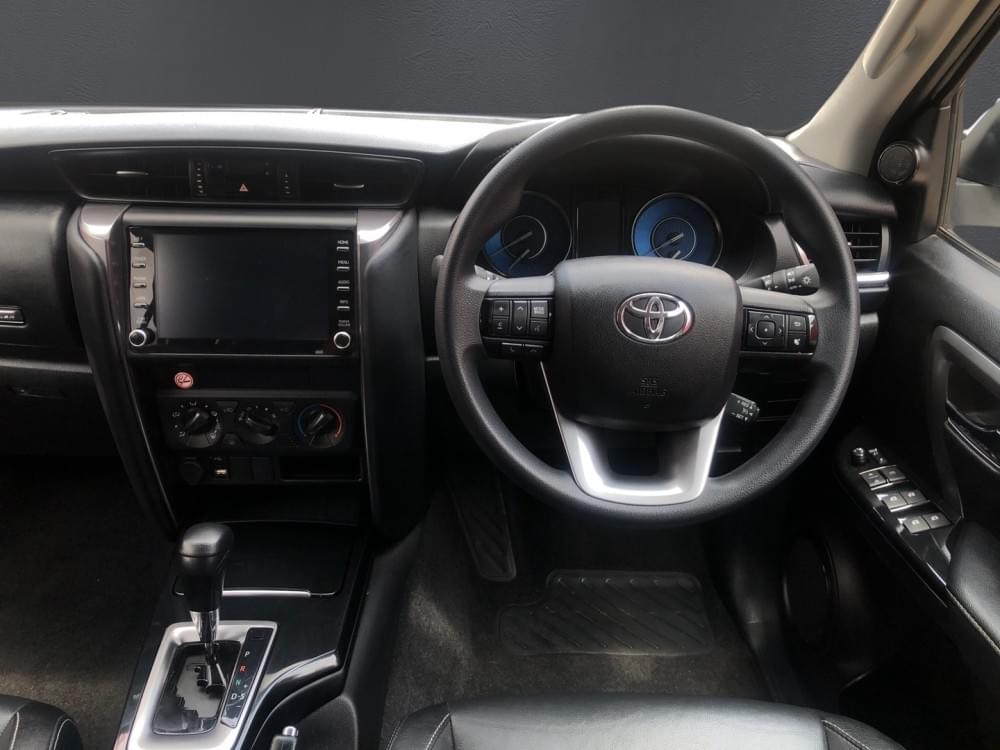 Toyota Fortuner 2.4 Gd-6 Rb 6At
