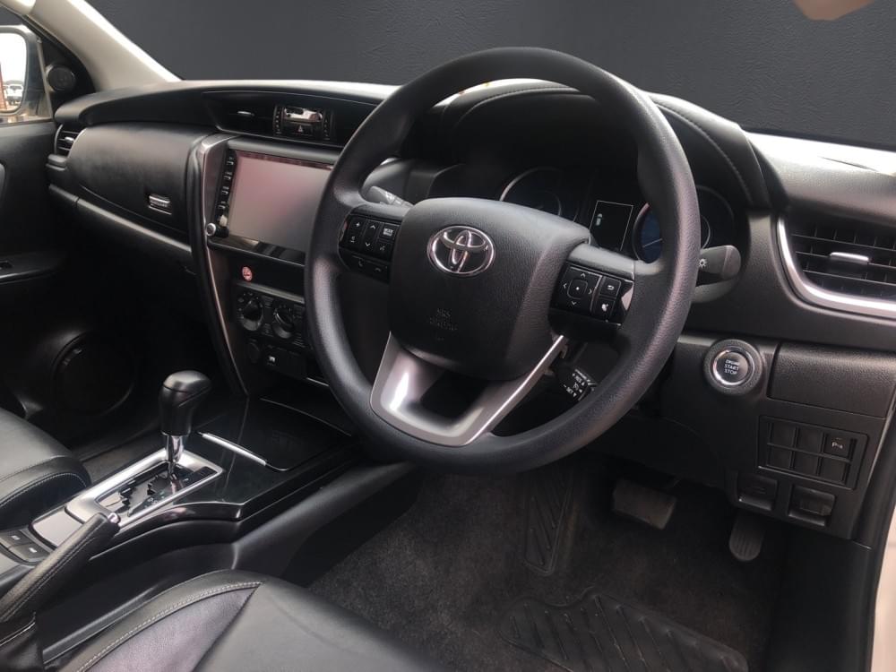 Toyota Fortuner 2.4 Gd-6 Rb 6At