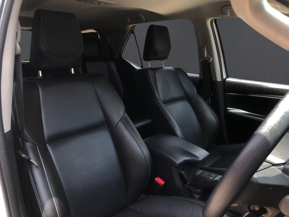 Toyota Fortuner 2.4 Gd-6 Rb 6At