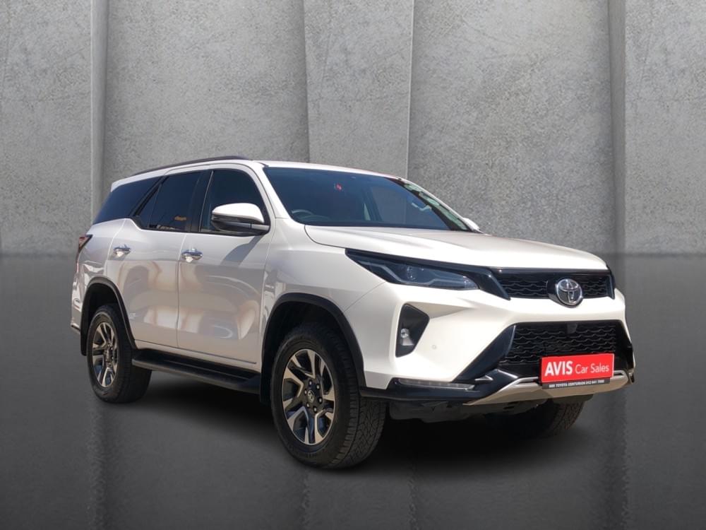 Toyota Fortuner 2.4 Gd-6 Raised Body At