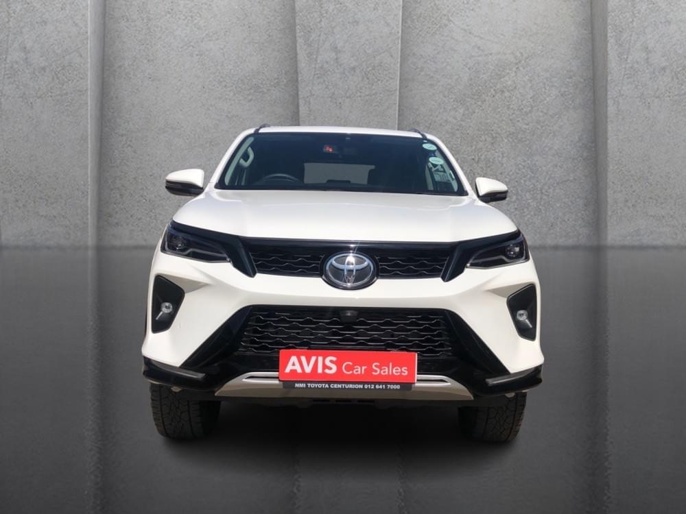 Toyota Fortuner 2.4 Gd-6 Raised Body At