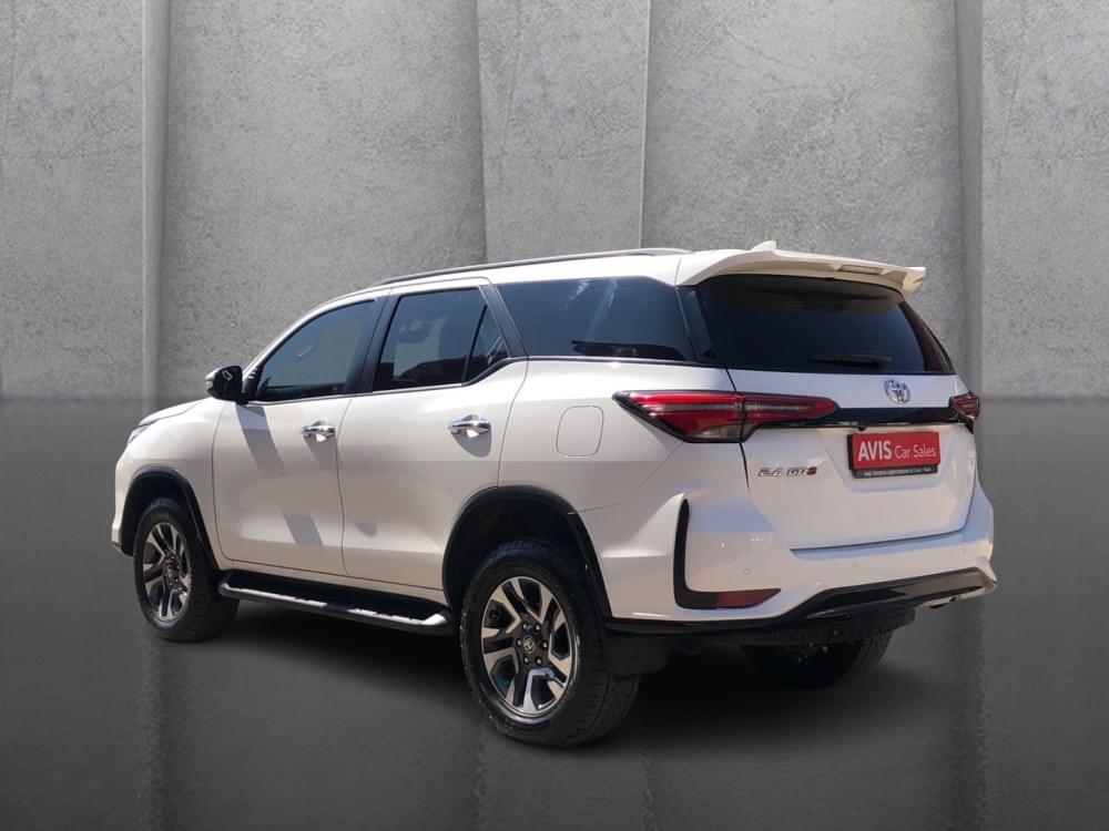 Toyota Fortuner 2.4 Gd-6 Raised Body At