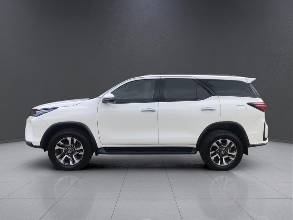 Toyota Fortuner 2.4 Gd-6 Rb 6At