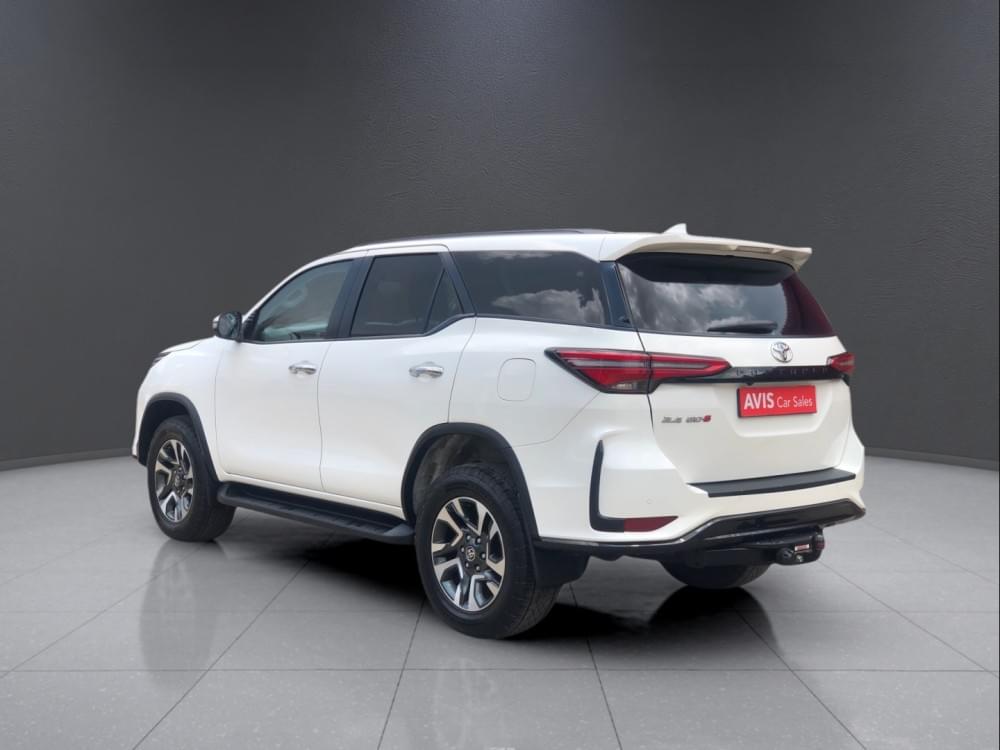 Toyota Fortuner 2.4 Gd-6 Rb 6At