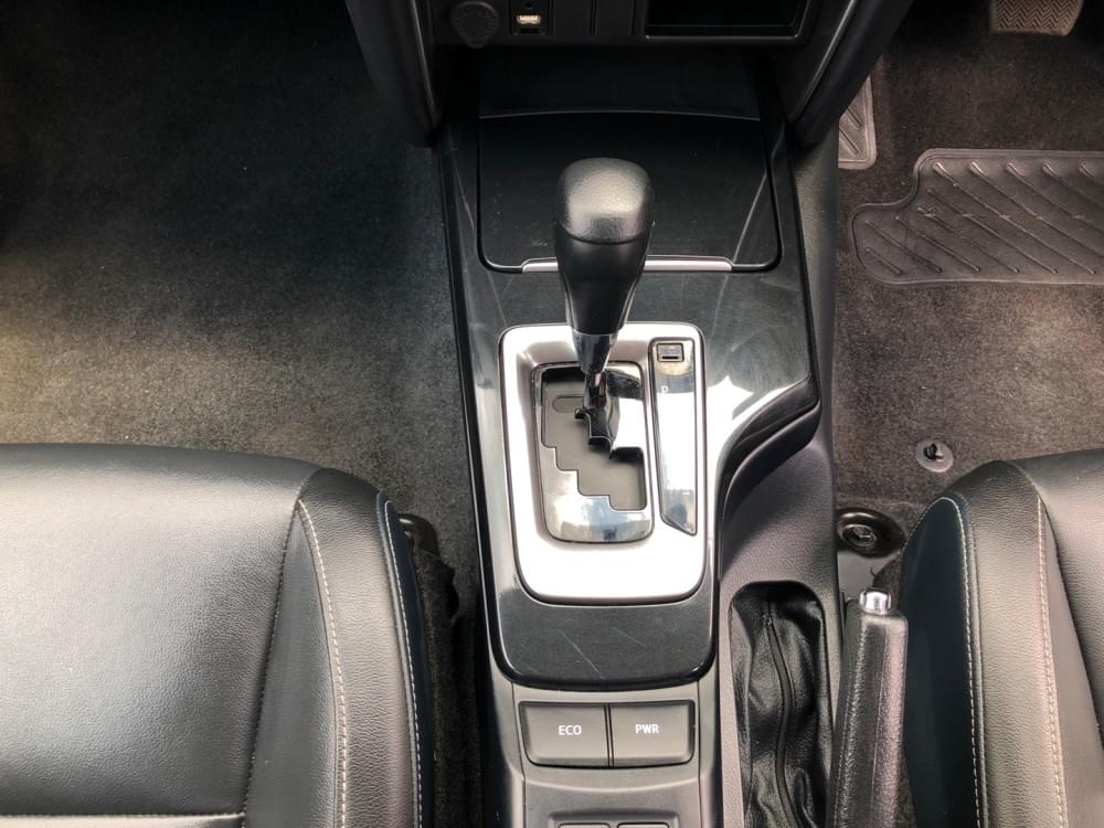 Toyota Fortuner 2.4 Gd-6 Rb 6At