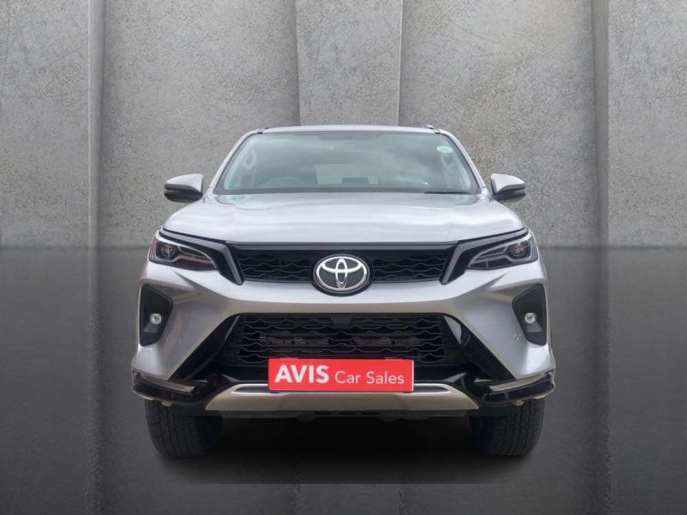 Toyota Fortuner 2.4 Gd-6 Rb At