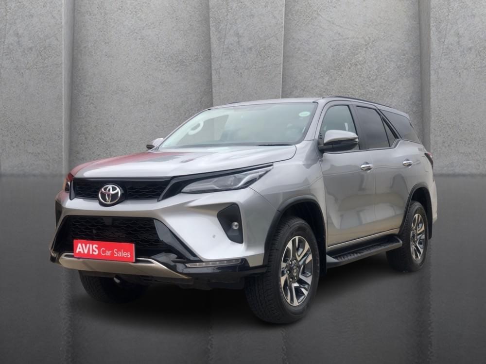 Toyota Fortuner 2.4 Gd-6 Rb At