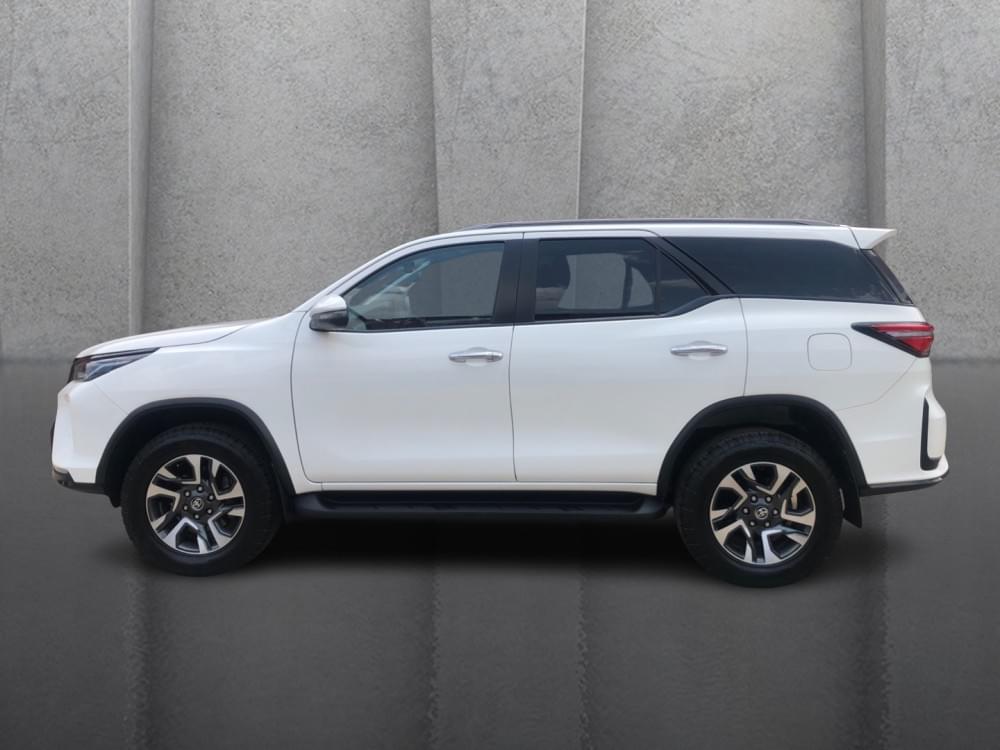 Toyota Fortuner 2.4 Gd-6 At