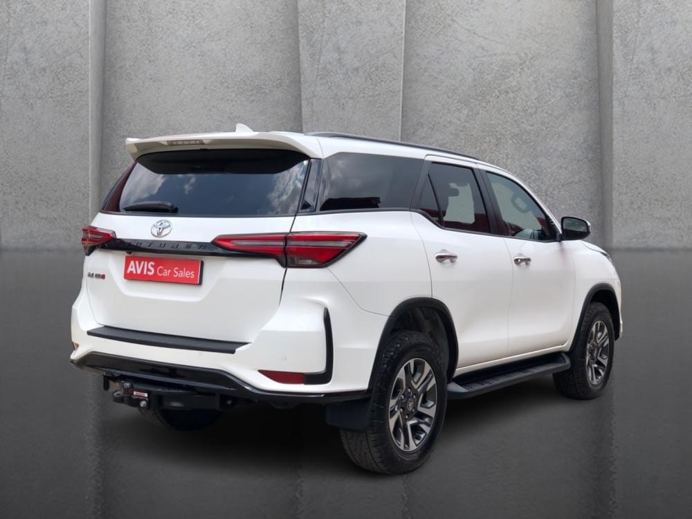 Toyota Fortuner 2.4 Gd-6 At