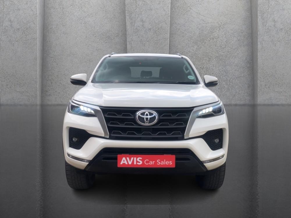 Toyota Fortuner 2.4 Gd-6 4X4 At