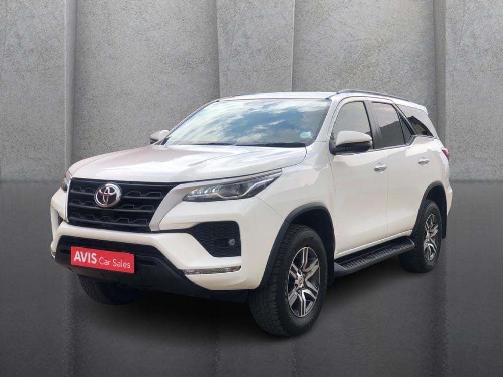 Toyota Fortuner 2.4 Gd-6 4X4 At