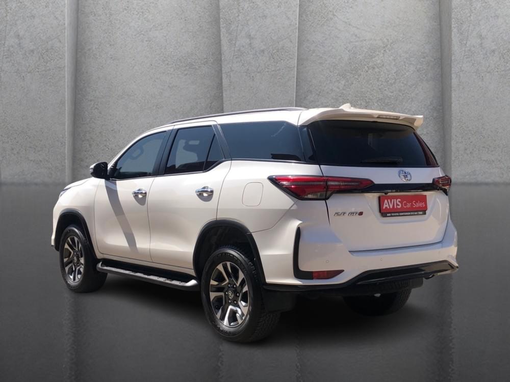 Toyota Fortuner 2.8 Gd-6 Rb At