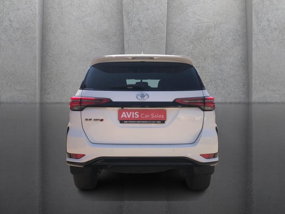 Toyota Fortuner 2.8 Gd-6 Rb At