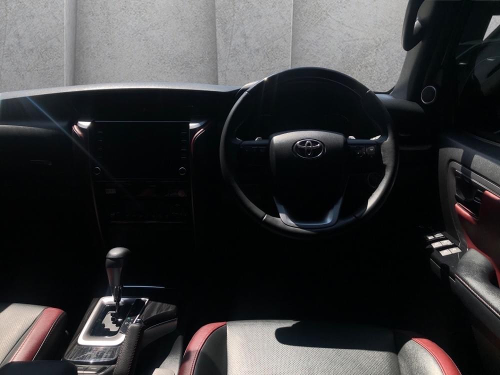 Toyota Fortuner 2.8 Gd-6 Rb At