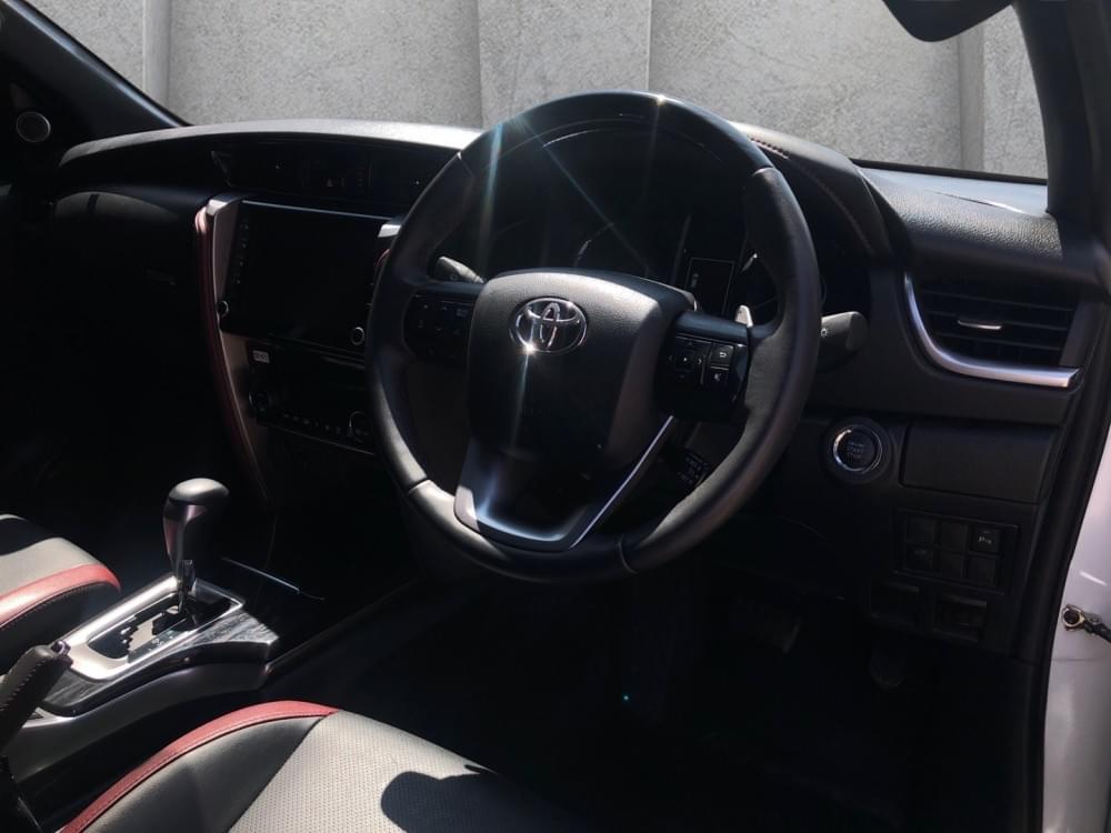 Toyota Fortuner 2.8 Gd-6 Rb At