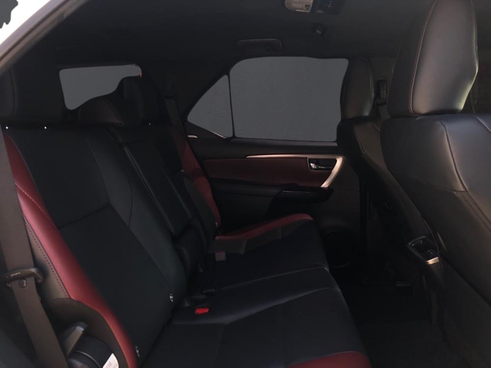 Toyota Fortuner 2.8 Gd-6 Rb At