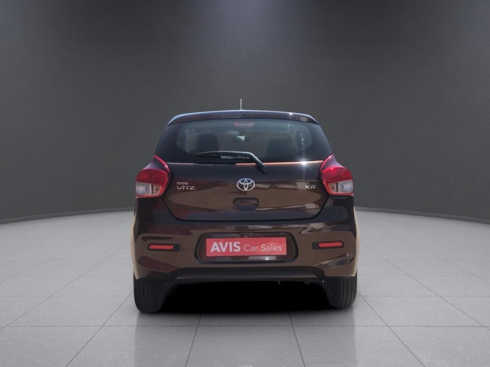 Toyota Vitz 1.0 Xr Amt