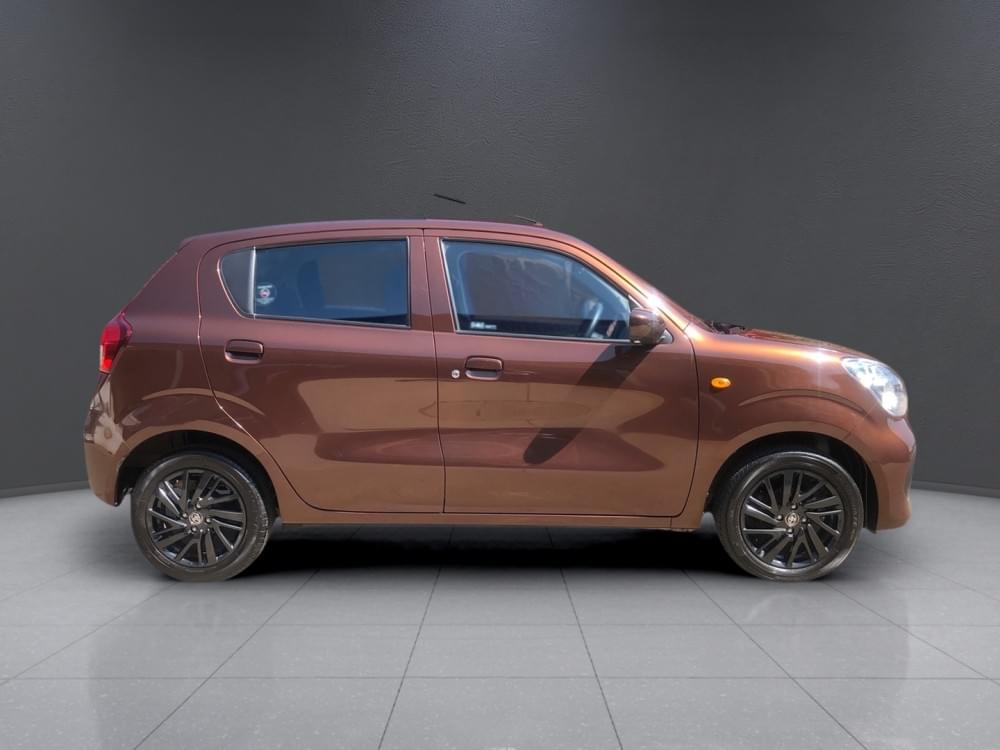 Toyota Vitz 1.0 Xr Amt