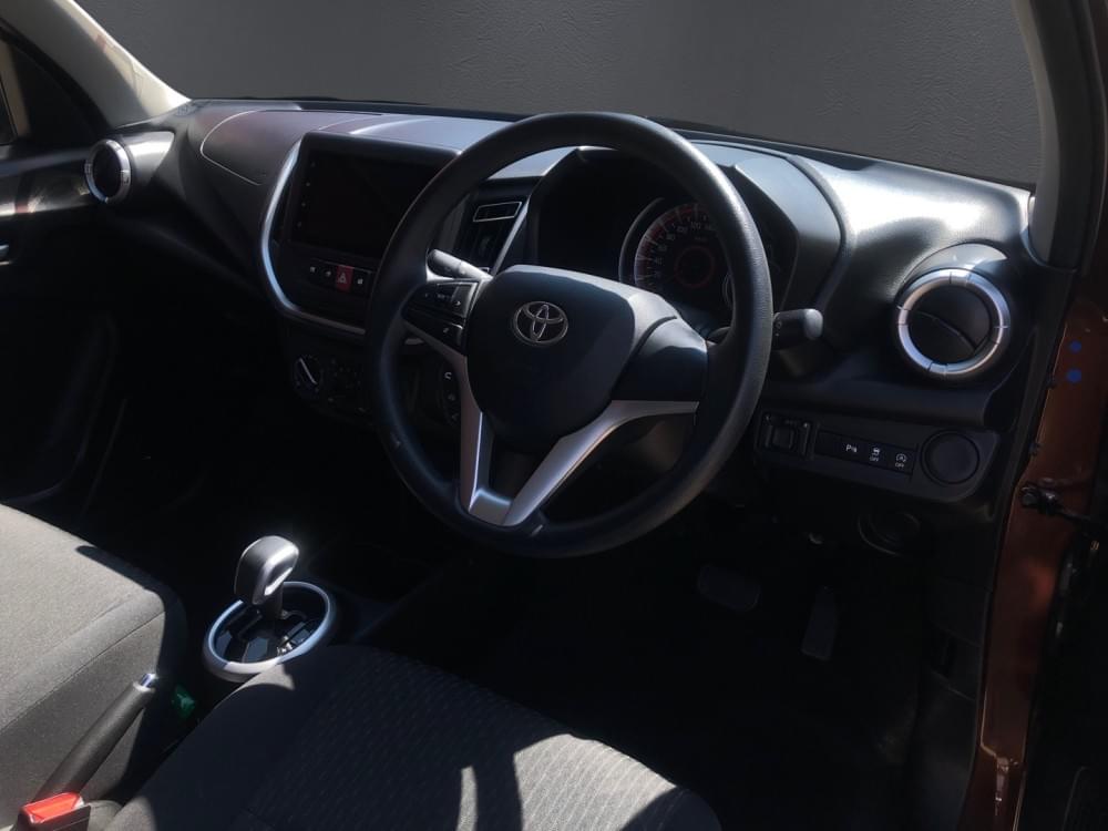 Toyota Vitz 1.0 Xr Amt
