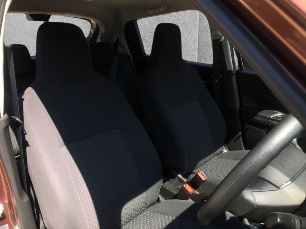 Toyota Vitz 1.0 Xr Amt