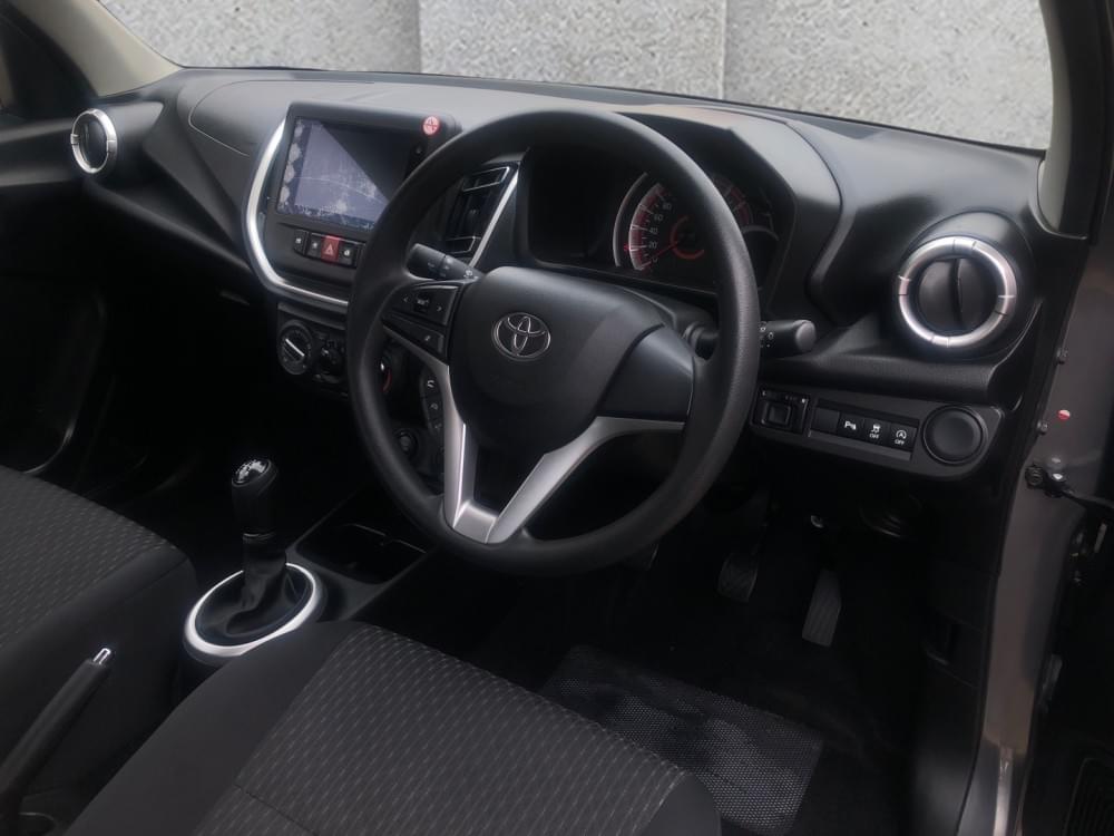 Toyota Vitz 1.0 Xr