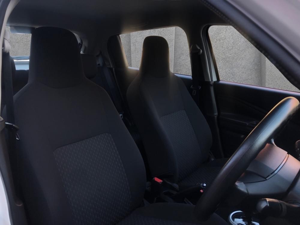 Toyota Vitz 1.0 Xr Amt