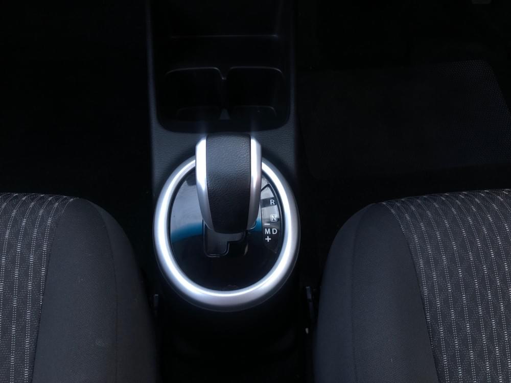 Toyota Vitz 1.0 Xr Amt
