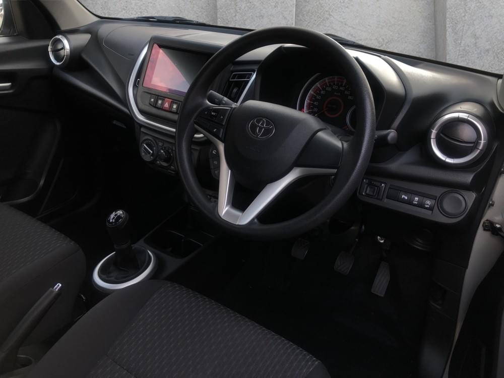 Toyota Vitz 1.0 Xr