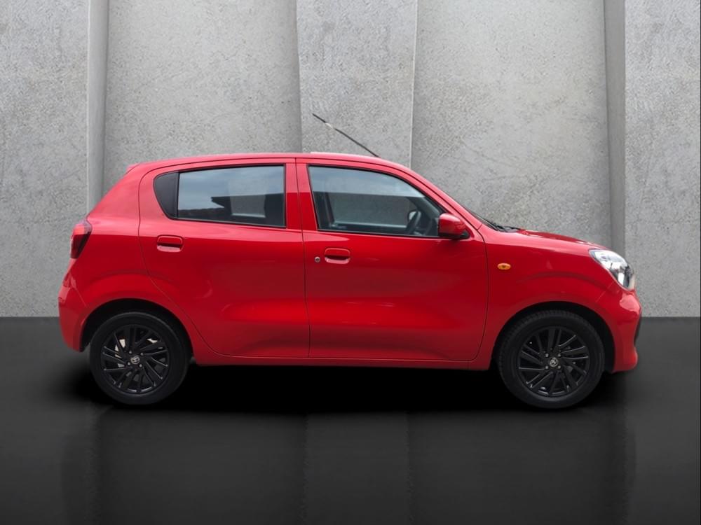 Toyota Vitz 1.0 Xr Amt