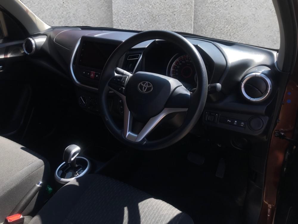 Toyota Vitz 1.0 Xr Amt