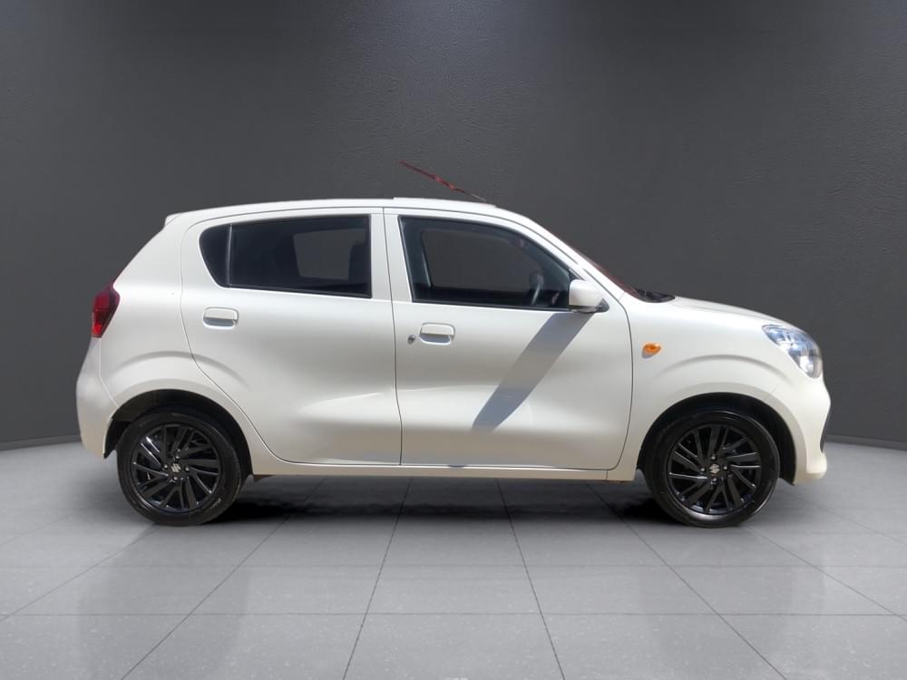 Toyota Vitz 1.0 Xr Amt