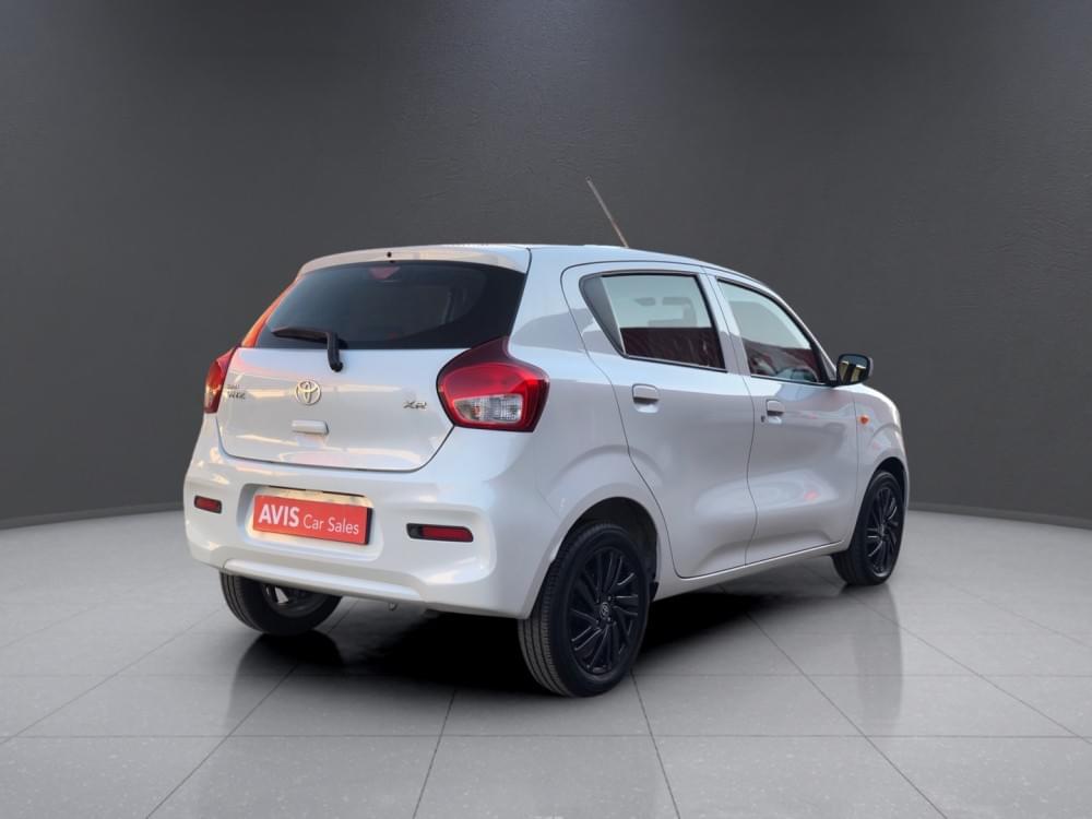 Toyota Vitz 1.0 Xr Amt